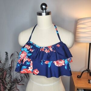 Ryan Dvan Flounce Halter Style Swimsuit Top Medium